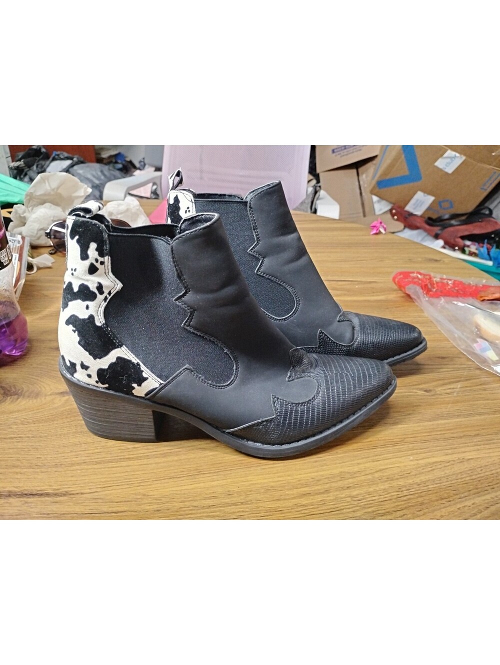 Pierre Dumas Black Block Cow Print Western Boots Women’s Size 9
